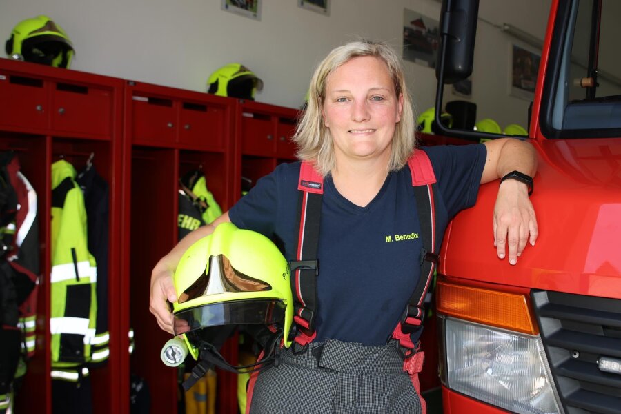 Madeleine Benedix ist die einzige Feuerwehrleiterin im Landkreis Zwickau: „Den Job machst du ganz oder gar nicht“ - Madeleine Benedix leitet seit 1. Juni die Freiwillige Feuerwehr Friedrichsgrün.