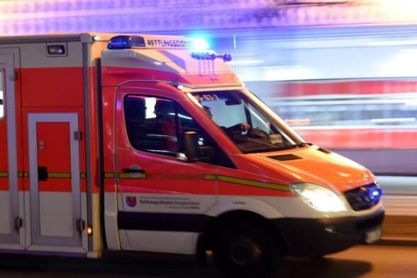 Mädchen bei Unfall in Chemnitz schwer verletzt - 