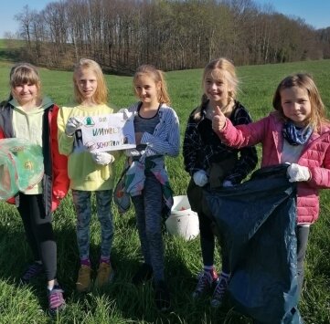 Die Schülerinnen der Grundschule Blankenhain engagieren sich für die Umwelt. 