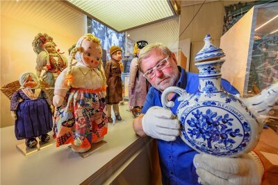 Manufaktur der Träume in Annaberg-Buchholz zeigt königliche Puppensammlung aus den Niederlanden - Kurator Marcel Hectors
