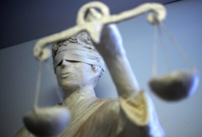 MDR-Star belästigt: Vogtländer erneut vor Gericht - Zum wiederholten Mal musste sich ein 50-jähriger Mann aus Plauen wegen Belästigung von Frauen vor Gericht verantworten. 