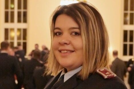 Medaille für Einsatz bei Brandkatastrophe - Vier Frauen und Männer, die mit der Waldbrandmedaille 2022 geehrt wurden: Lisa Höcherl (29) von der Freiwilligen Feuerwehr Schönbrunn.