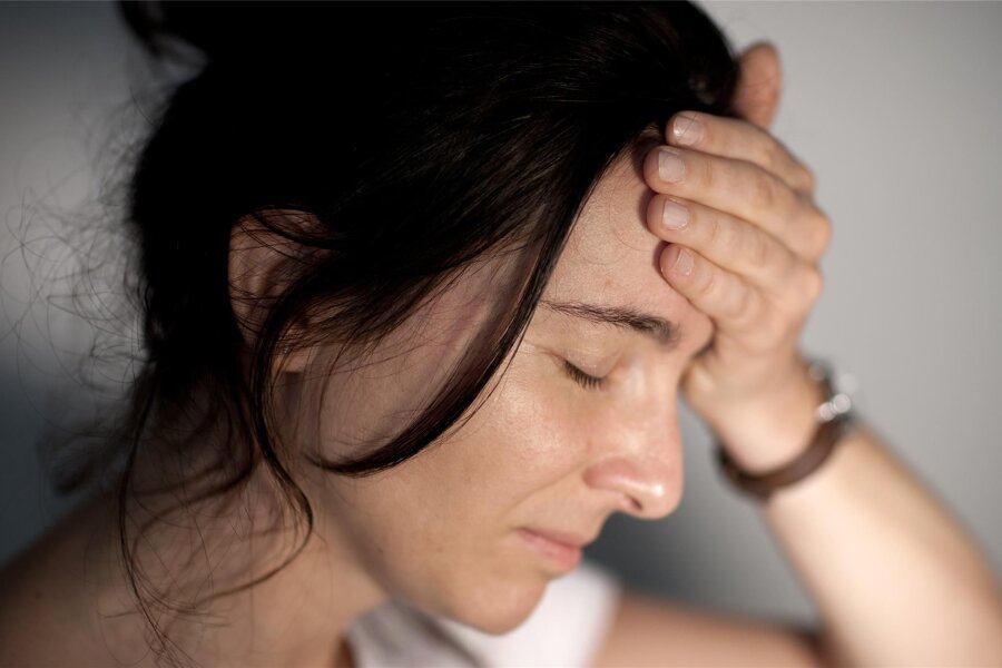 Mediziner stellen neue Therapien gegen chronische Schmerzen vor - Kopfschmerzen können häufig chronisch werden.
