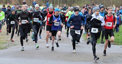 Mehr als 100 Läufer trotzen dem Wetter auf dem Pfaffenberg - 