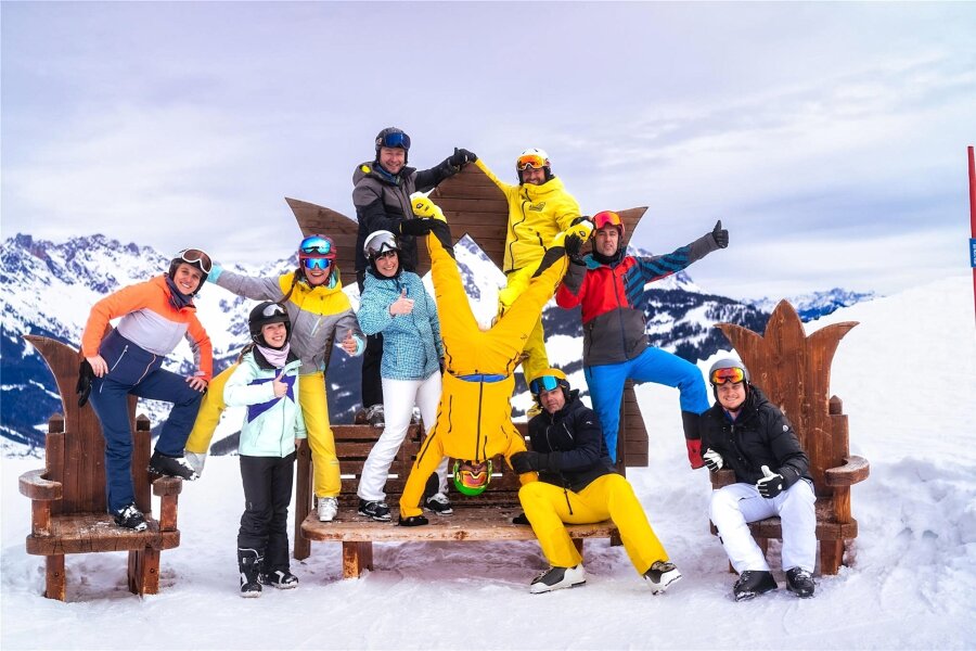 Mehr als nur Skifahren: Unternehmer werben in den Alpen für Chemnitz - Chemnitzer Unternehmer genießen den Schnee in Österreich.