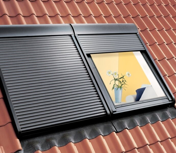 Mehr Licht von oben - 
              <p class="artikelinhalt">Wird das alte Dachfenster erneuert, kommt meistens auch mehr Licht in die Räume unterm Dach und es verbessern sich dank moderner Produkte der Wärmeschutz für das Gebäude. </p>
            