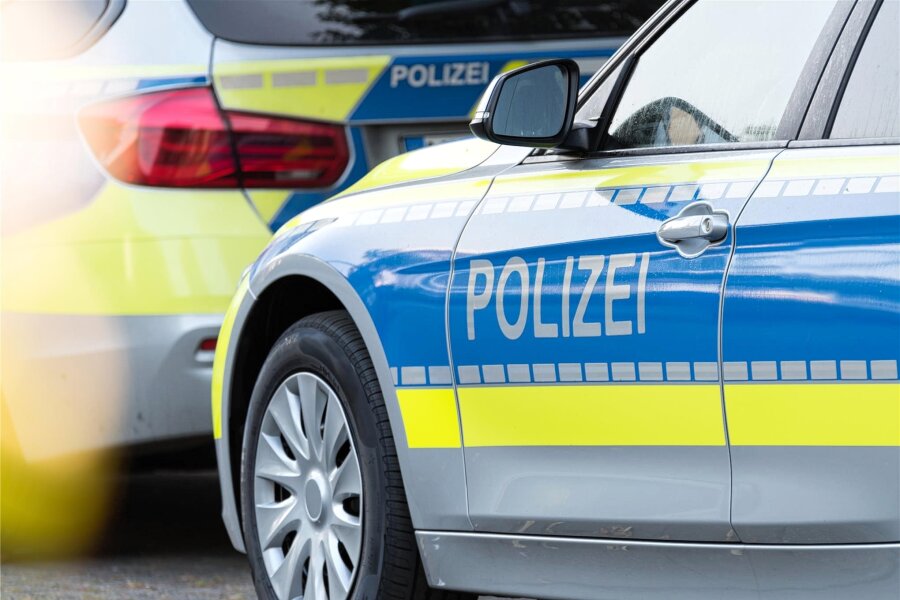 Mehrere Fahrzeuge in der Zwickauer Innenstadt beschädigt - Die Polizei meldet mindestens vier Sachbeschädigungen an Autos im Bereich der Nicolaistraße in Zwickau.