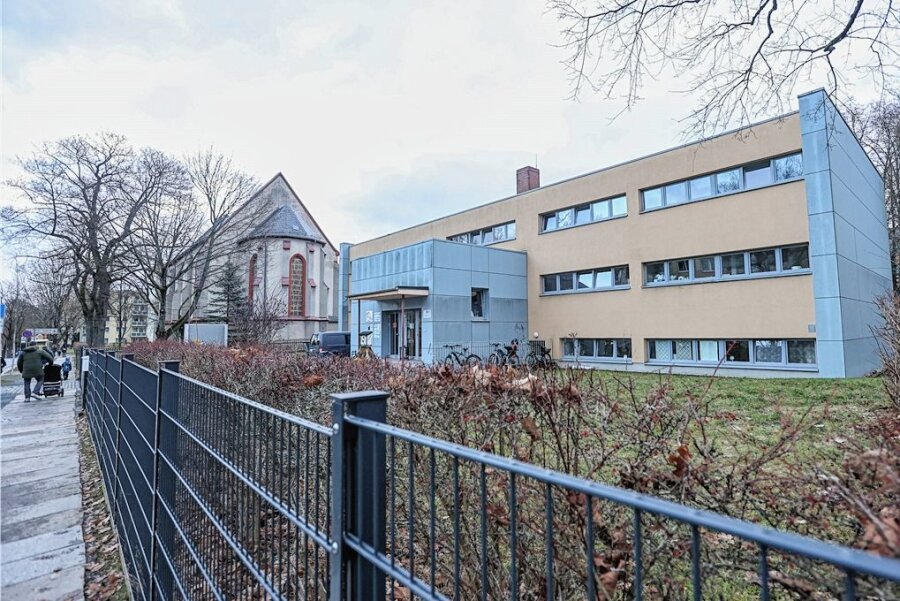 Mehrere Kitas in Chemnitz vor der Schließung - Auch die Kindertagesstätte "Kaßbergzwerge" an der Weststraße in Chemnitz zählt zu den Schließungskandidaten. Spätestens 2027 sollen dort und in vier weiteren Einrichtungen die Lichter ausgehen. 