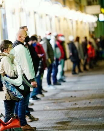 Menschenketten für Solidarität in der Pandemie gibt es seit Wochen deutschlandweit. 