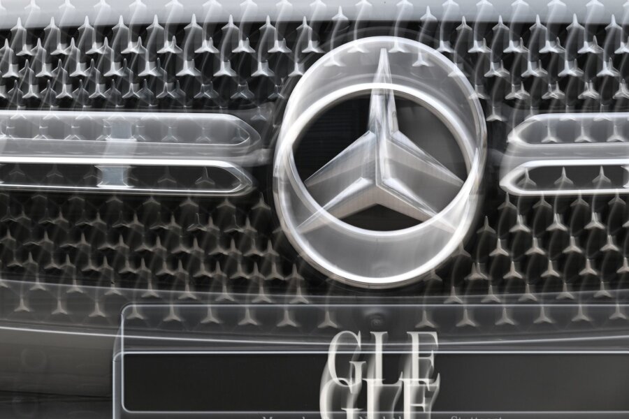 Mercedes-Benz ruft weltweit rund 261.000 SUVs zurück - Erst in der vergangenen Woche hatte das KBA einen Mercedes-Rückruf veröffentlicht.