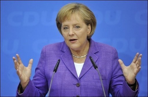 Merkel verspricht Regierungsbildung mit FDP bis 9. November - Nach dem Wahlsieg von Union und FDP streben beide Parteien die rasche Bildung einer gemeinsamen Regierung an. Die neue Koalition soll nach den Worten von Bundeskanzlerin Angela Merkel (CDU) bis zum 9. November stehen.