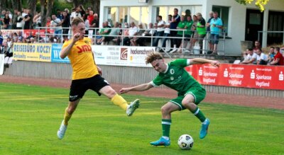 Merkur Oelsnitz erwartet am Sonntag den Oberlungwitzer SV - Merkurs erstes Heimspiel gegen Auerbach II endete 1:1.