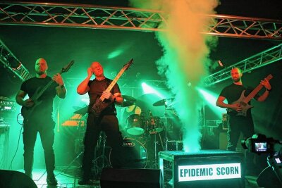 Metal-Bands rocken in der Alten Brauerei in Annaberg - Die Band Epidemic Scorn aus Annaberg stellte in der Alten Brauerei ihr neustes Album vor. 