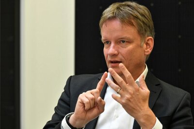 Meyer-Burger-Chef Gunter Erfurt zum drohenden Aus in Freiberg: „Die größte Niederlage meines Berufslebens“ - Gunter Erfurt, CEO bei Meyer Burger, im Gespräch.