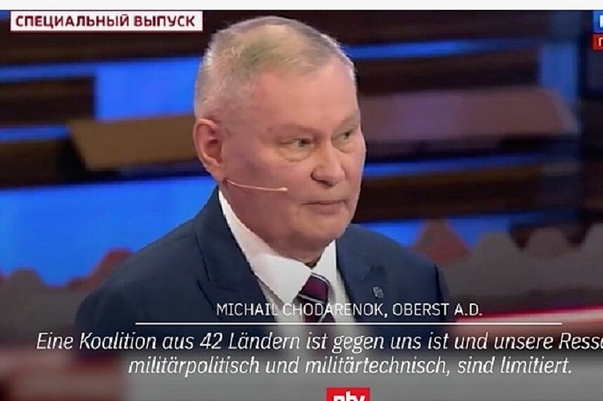 Vor Millionenpublikum im russischen Staatsfernsehen malte der Militärjournalist Michail Chodarjonok ein düsteres Bild der russischen Lage in der Ukraine. Selbst durch die Moderatorin ließ er sich nicht beirren. 