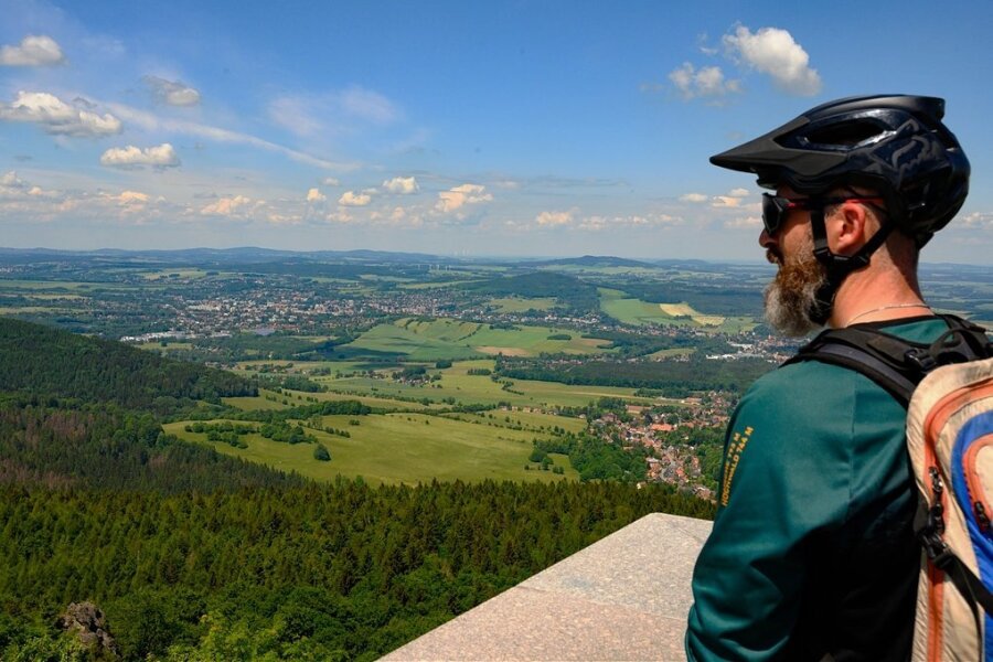 Mit dem Mountainbike durchs Zittauer Gebirge: Von Bimmelbahnen und Traumpisten - 