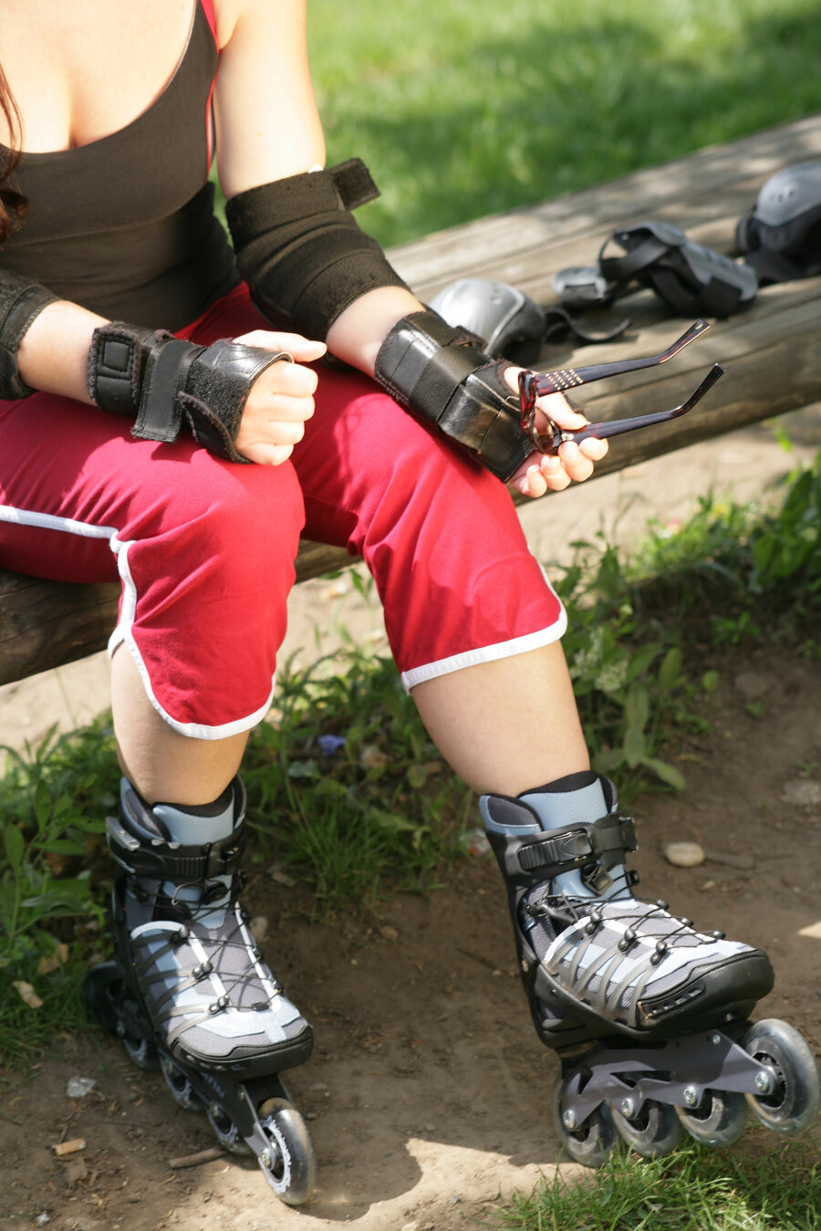 Verletzungen beim Inline-Skaten könnten mindestens um die Hälfte reduziert werden, wenn eine komplette Schutzausrüstung getragen wird.