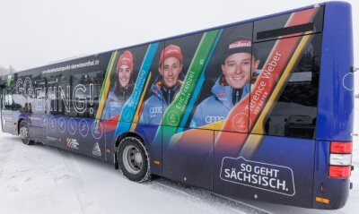 Mit diesem Bus fahren die Olympia-Teilnehmer durch den Erzgebirgskreis - 