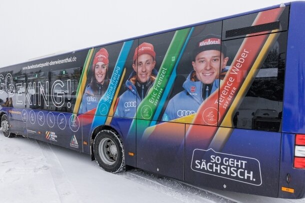 Mit diesem Bus fahren die Olympia-Teilnehmer durch den Erzgebirgskreis - 