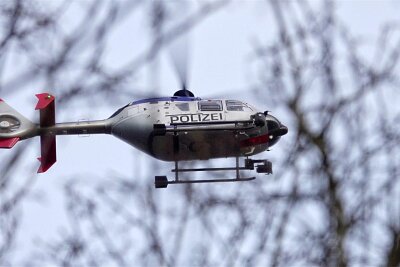 Mit Polizei-Hubschrauber: Vermisster aus Rochsburg wird gesucht - Die Polizei sucht per Hubschrauber nach einem Vermissten aus Rochsburg - hier ein Symbolbild.