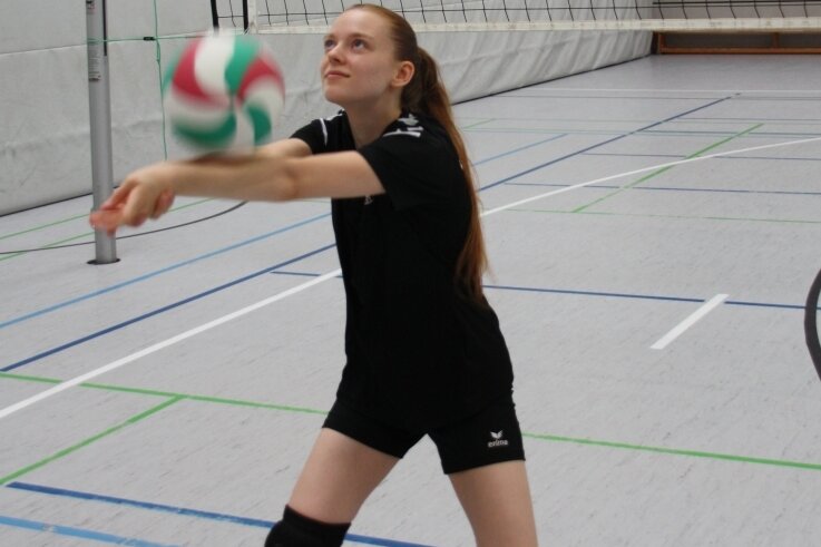 Mit Sport gegen den Prüfungsstress - Elisa Senske spielt beim 1. Volleyballverein Freiberg mit. Der Sport ist ihr wichtig und half ihr auch gegen den Prüfungsstress. 