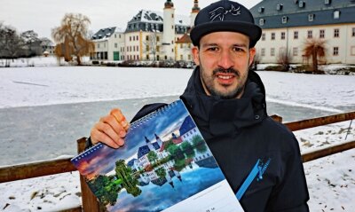 Mit zwei Motiven im Kalender vertreten - Daniel Schumann hat das Schloss Blankenhain in den aktuellen Crimmitschau-Kalender gebracht.
