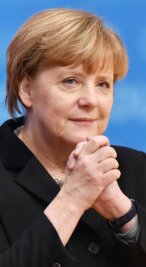 Mithilfe des Allmächtigen - Die CDU mit Leidenschaft an ihrer christlichen Ehre gepackt: Parteichefin Angela Merkel nach ihrer Rede vor den Delegierten.