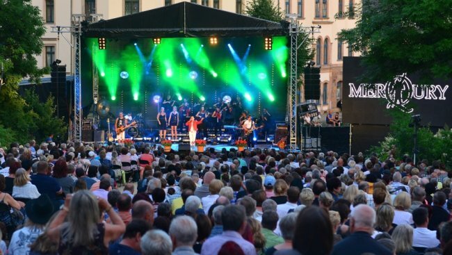Mittelsächischer Kultursommer: Großveranstaltungen der Saison abgesagt - Mehr als 1000 Besucher waren 2019 zum Klanglichtzauber auf den Technikumplatz in Mittweida gekommen.