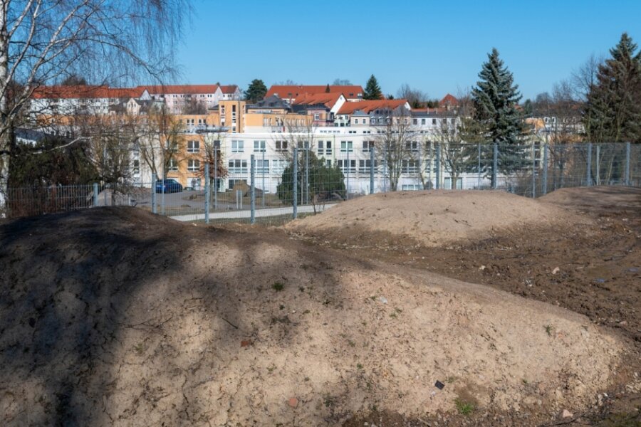 Mittweidaer Projekt auf der Zielgeraden: Bald öffnet die neue Mountainbike-Strecke - Das Bild zeigt einen Teil der ehemaligen BMX-Strecke in der Nähe der Mittweidaer Feldstraße. 