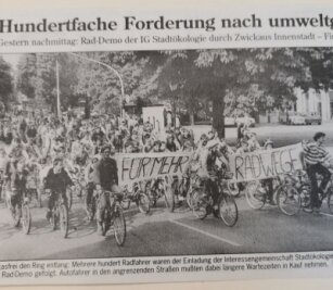 Mobilitätswoche in Zwickau: Was früher alles möglich war - Blick zurück: In der Ausgabe vom 25. Mai 1993 berichtete die "Freie Presse" über die Zwickauer Fahrraddemo am Vortag. 