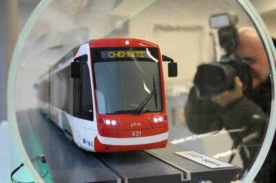 Modelle der neuen Bahnen ausgestellt - 