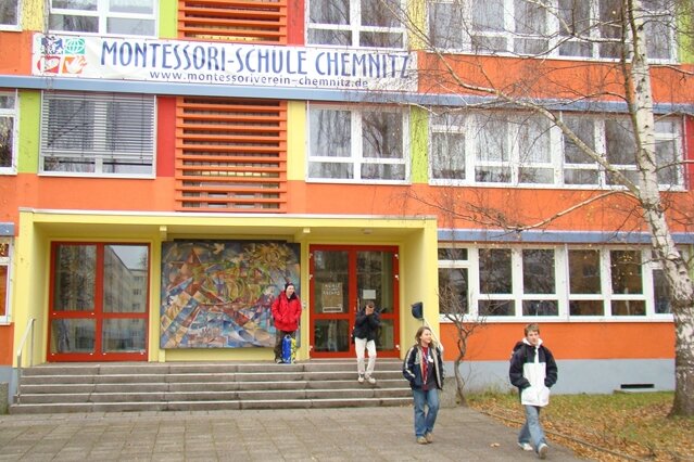 Montessori-Schule - 