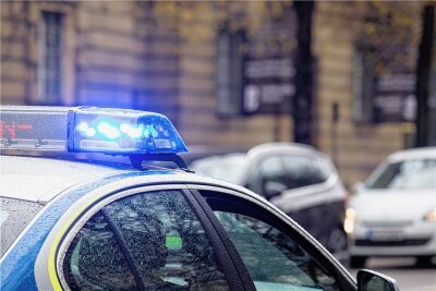 Mopedfahrer bei Unfall in Treuen schwer verletzt - Ein 16-Jähriger wurde am Donnerstagabend bei einem Unfall in Treuen schwer verletzt.