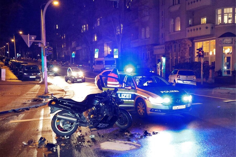 Motorradfahrer bei Kollision auf dem Kaßberg verletzt - An der Kreuzung Weststraße/Ulmenstraße ist es am Mittwochabend zu einem Unfall gekommen.