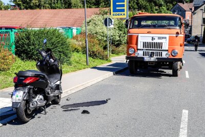 Motorradfahrer bei Unfall in Schönheide schwer verletzt - Ein Motorradfahrer wurde bei einem Unfall in Schönheide schwer verletzt.