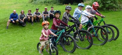 Mountainbiker wollen Region bereichern - Am Zschopauer Skihang würden die Mountainbiker des Shred-Erz-Vereins, zu denen auch viele Kinder und Jugendliche gehören, gern eine Dualslalom-Strecke herrichten. 