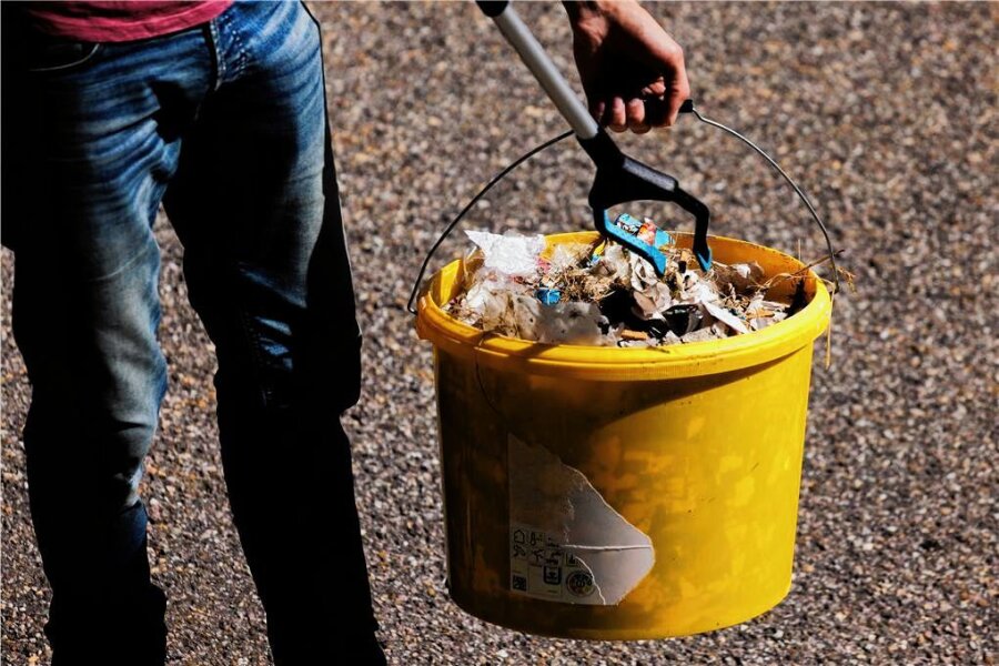 Müllsammelaktion in vier Chemnitzer Stadtteilen - Müll sammeln und Winterschmutz beseitigen, darum geht es am 22. April bei der Aktion "Heckert putzt".