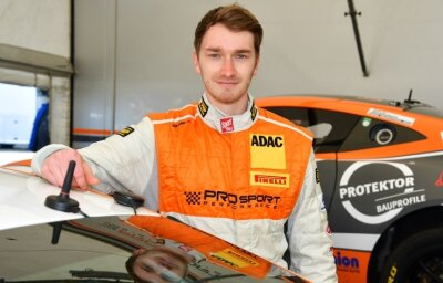 Mülsener kämpft um seine Chance im Cockpit - Christopher Röhner will nach guten Platzierungen 2021 auch weiterhin Gas geben und möglichst viele Rennen fahren. 