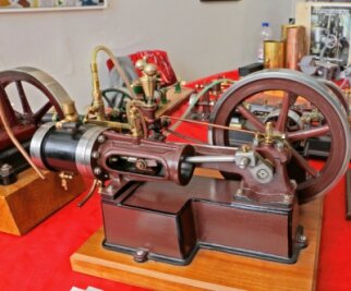 Museum für zwei Tage unter Dampf - Zu einer früheren Auflage der Werdauer Dampftage präsentiert: ein Heißluftmotor. 