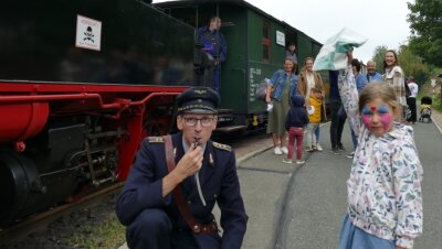 Museumsbahn begrüßt 200 Gäste zu Zuckertütenfahrten - 