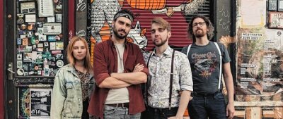 Musiker nimmt soziale Medien aufs Korn - Die Band Jante wendet sich im neuen Song unter anderem gegen Verschwörungstheorien. 