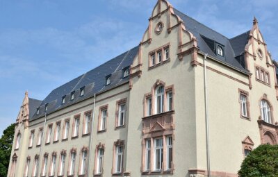 Musikschule Markneukirchen: Mit schicker Fassade geht es nun in letzte Bauphase - 