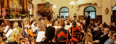 Musiksommer im Zeichen des Jubiläums - Die Junge Philharmonie Augustusburg beim Eröffnungskonzert des Augustusburger Musiksommers 2021 in der Stadtkirche. Dieses Jahr geben die Musiker den Auftakt in der Schlosskirche. 