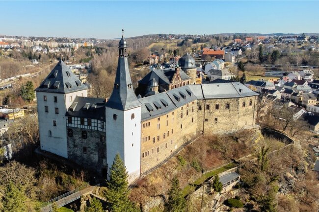 Mylau öffnet seine Türen im Advent - Auch die Burg gehört zu den Veranstaltungsorten des Mylauer Kalenders. Dort tritt am 16. Dezember der Musikverein Mylau-Reichenbach im Burghof auf.