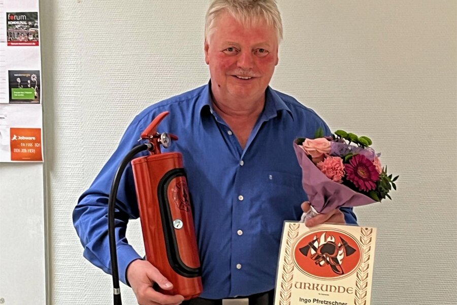 Nach 30 Jahren: Wechsel an der Spitze der Triebeler Feuerwehr - Ingo Pfretzschner war 30 Jahre Leiter der Freiwilligen Feuerwehr Triebel und gehört 50 Jahre der Wehr an.