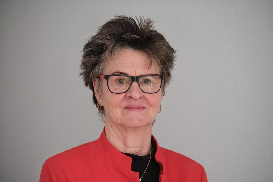 Nach 32 Jahren: Sabine Zimmermann verlässt Gewerkschaftsbund - 1992 fing Sabine Zimmermann als Gewerkschaftssekretärin in Plauen an, nach vielen verschiedenen Stationen wurde sie 2018 Vorsitzende des Zwickauer Kreisverbands. Jetzt macht sie beim DGB Schluss.