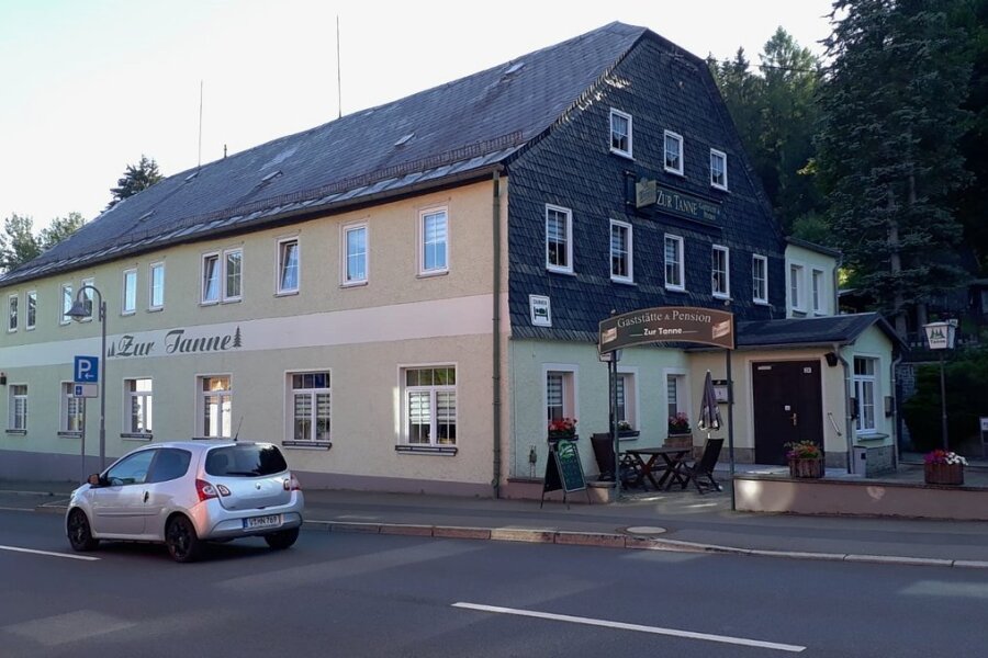 Nach 34 Jahren: Tanne-Wirt kündigt seinen Abschied an - Der traditionsreiche Gasthof "Zur Tanne" in Tannenbergsthal.