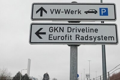 Nach Aus für GKN-Werk in Zwickau: IG Metall hofft auf neuen Investor - Liegen nebeneinander im Zwickauer Stadtteil Mosel: das Gelenkwellenwerk und das VW-Werk. 