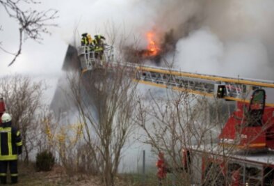 Bei dem Brand am Dienstagmorgen in Voigtsdorf waren eine Frau und ein Mann verletzt worden.