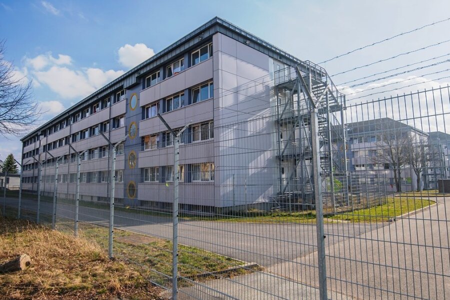 Die Erstaufnahmeeinrichtung in der ehemaligen Jägerkaserne in Schneeberg. Zuletzt waren dort rund 300 Asylbewerber untergebracht. 